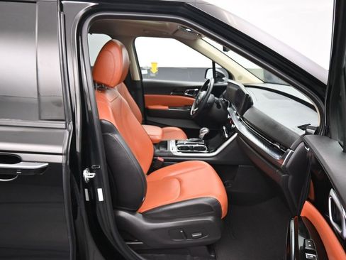 Used 2024 Kia Carnival SX Prestige image 64