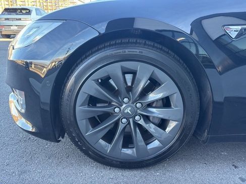 Used 2017 Tesla Model S 75 image 4