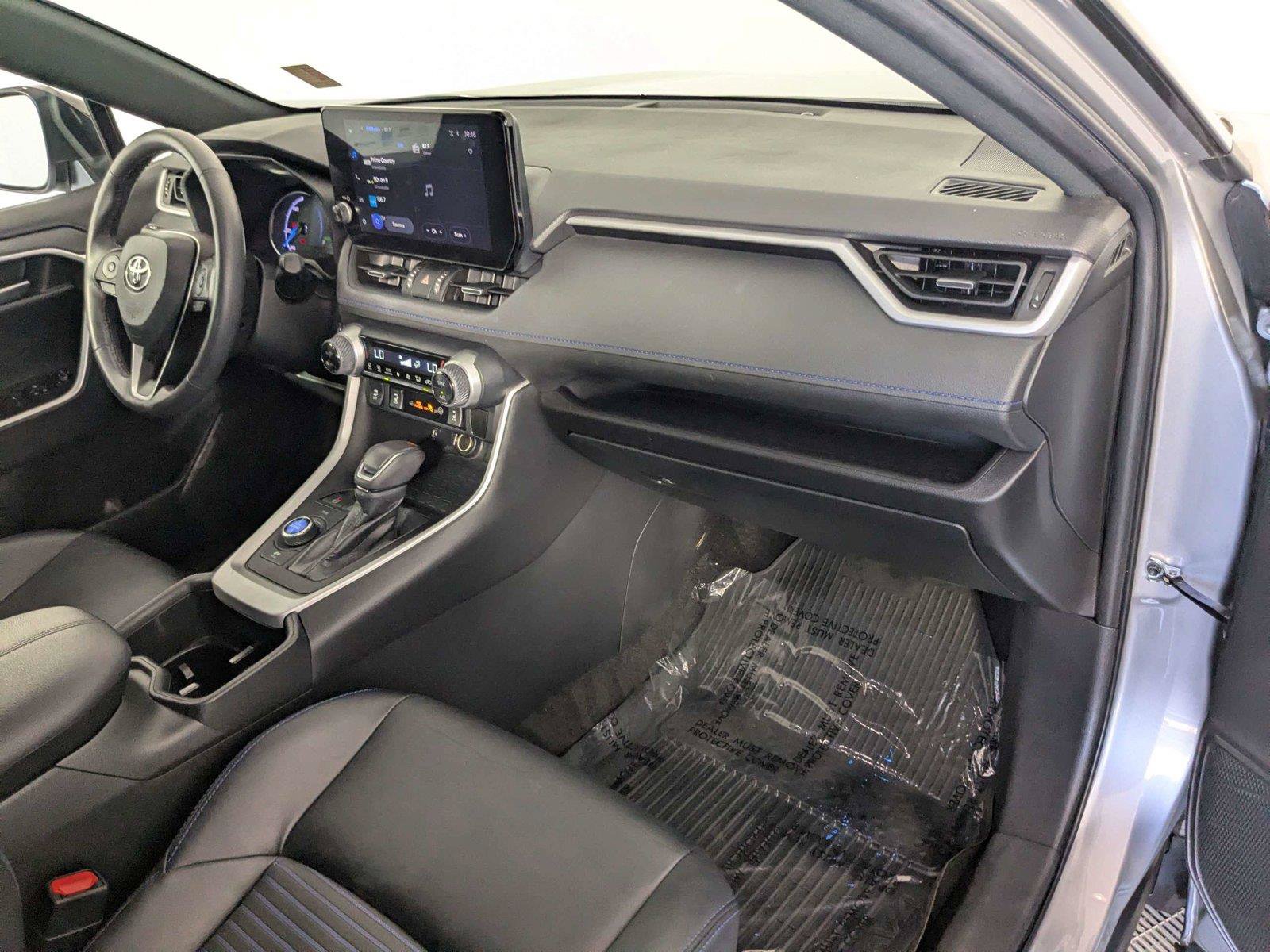 Certified 2023 Toyota RAV4 XSE AWD/4WD image 32
