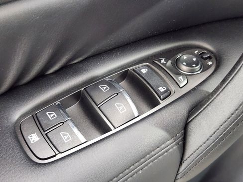 Used 2022 Nissan Armada SL w/ Midnight Edition Package AWD/4WD image 18