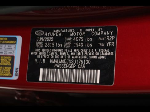 Used 2025 Hyundai Elantra SEL FWD image 30