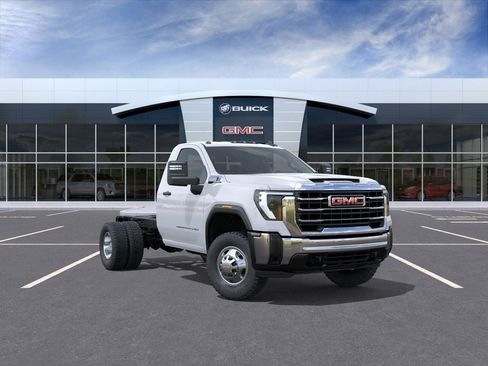 New 2026 GMC Sierra 3500 Pro w/ Convenience Package AWD/4WD image 27