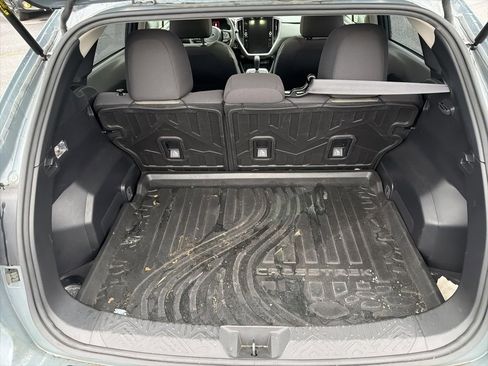 Certified 2024 Subaru Crosstrek 2.0i Premium image 17