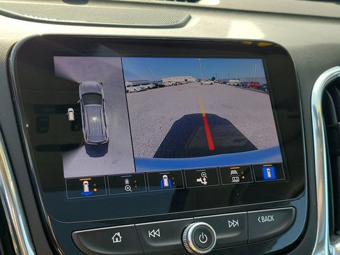 Used 2022 Chevrolet Equinox Premier AWD/4WD image 29