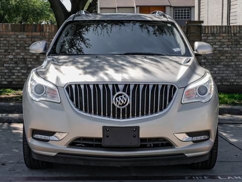 Used 2017 Buick Enclave Leather image 11