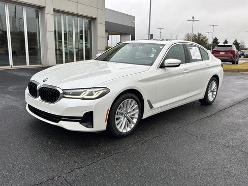 Used 2022 BMW 530i w/ Executive Package image 1