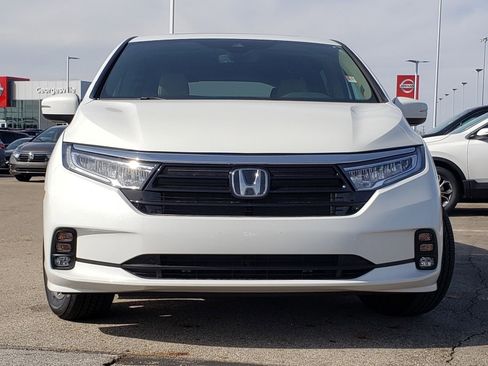 Used 2024 Honda Odyssey EX-L image 2