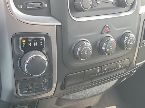 Used 2024 RAM 1500 Classic Warlock image 31