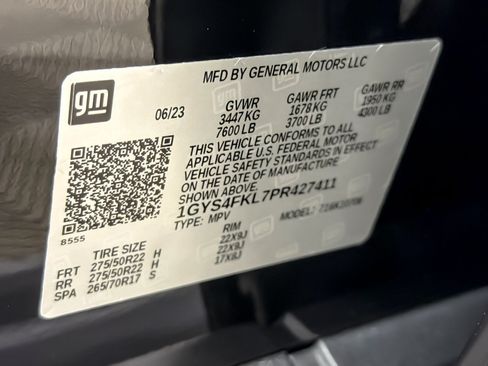 Used 2023 Cadillac Escalade Sport w/ Touring Package AWD/4WD image 28