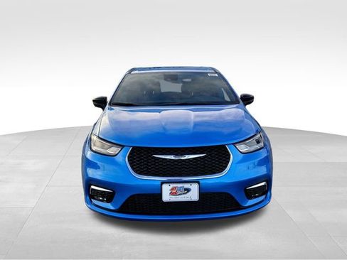 New 2026 Chrysler Pacifica Select FWD image 8