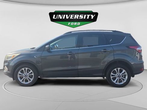 Used 2018 Ford Escape SE w/ SE Sync 3 Package FWD image 6
