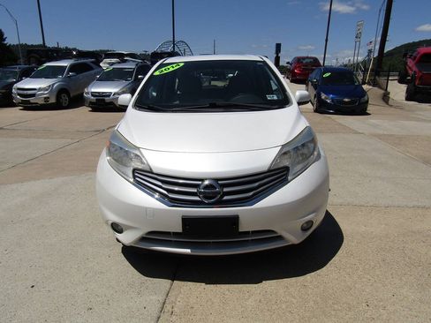 Used 2014 Nissan Versa Note SV w/ SL Package FWD image 3