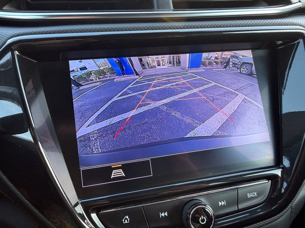 Used 2023 Chevrolet TrailBlazer RS w/ Sun and Liftgate Package FWD image 28