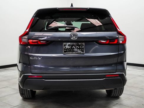 Used 2025 Honda CR-V LX image 9