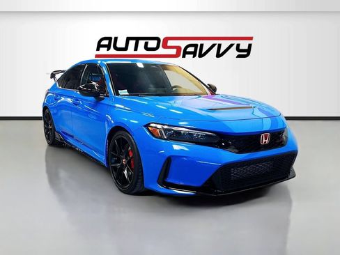 Used 2024 Honda Civic Type R image 1