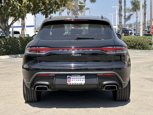 Used 2022 Porsche Macan image 4