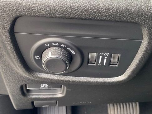 New 2025 Jeep Grand Cherokee L Altitude AWD/4WD image 26