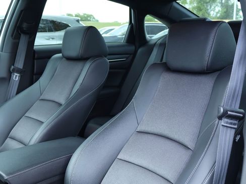 Used 2021 Honda Accord Sport image 11