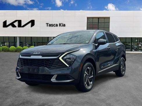 Used 2023 Kia Sportage LX AWD/4WD image 3