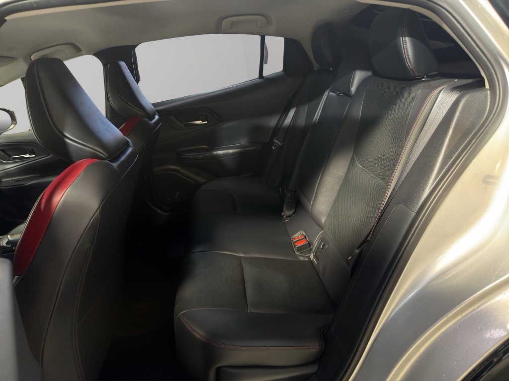 Used 2024 Toyota Prius Prime FWD image 19