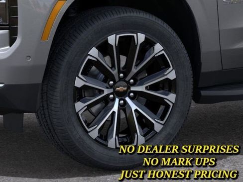 New 2026 Chevrolet Suburban High Country w/ Sun And Tow Package RWD image 9