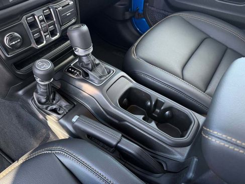 New 2026 Jeep Gladiator Sport image 26