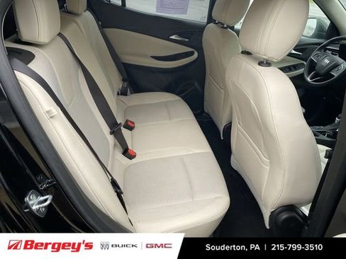 Used 2024 Buick Encore GX Preferred FWD image 31
