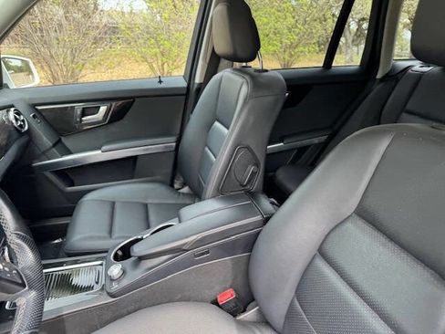 Used 2014 Mercedes-Benz GLK 250 BlueTEC 4MATIC image 35