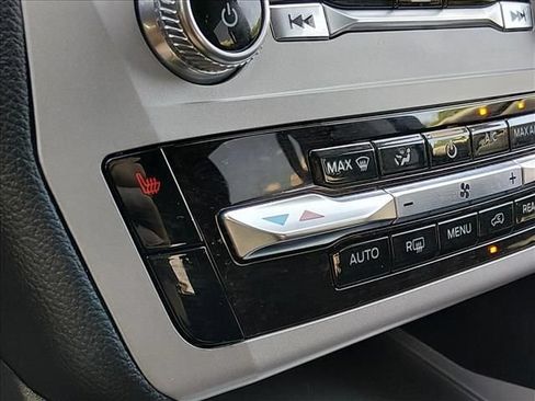Used 2023 Ford Explorer XLT RWD image 20