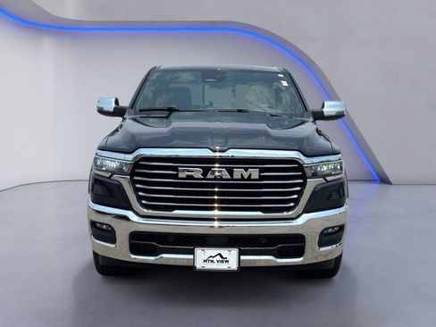 Used 2025 RAM 1500 Laramie AWD/4WD image 8