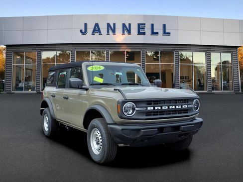 New 2026 Ford Bronco 4-Door image 2