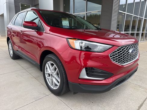 Certified 2023 Ford Edge SEL image 10