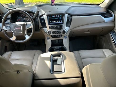 Used 2020 GMC Yukon SLT RWD image 12