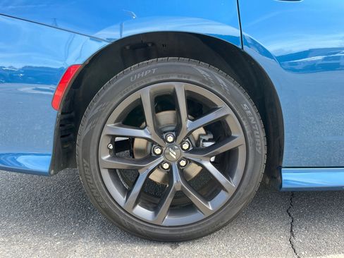 Used 2022 Dodge Charger R/T w/ Blacktop Package image 20