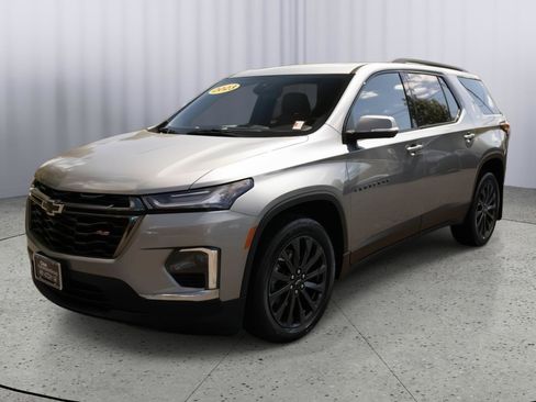 Used 2023 Chevrolet Traverse RS AWD/4WD image 19