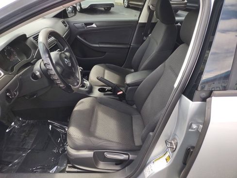 Used 2014 Volkswagen Jetta S FWD image 9