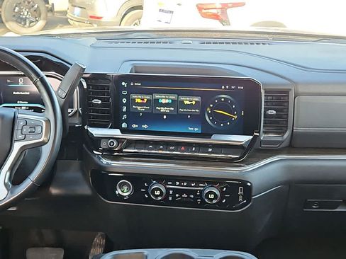 Used 2023 Chevrolet Silverado 1500 LT AWD/4WD image 14