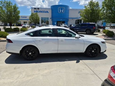 Certified 2025 Honda Accord LX image 12