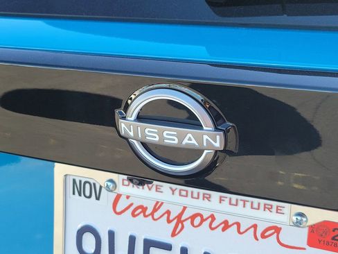 Used 2025 Nissan Kicks SR AWD/4WD image 25