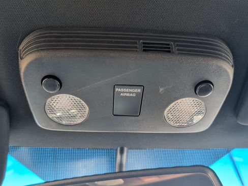 Used 2016 Ford Mustang Coupe RWD image 21