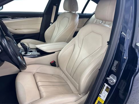 Used 2018 BMW 530e xDrive image 13