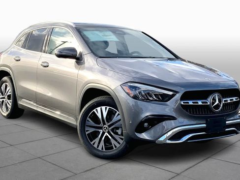 Used 2025 Mercedes-Benz GLA 250 4MATIC image 2