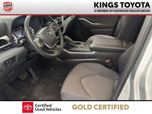 Certified 2025 Toyota Highlander LE AWD/4WD image 16