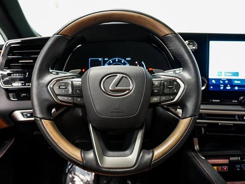 Used 2023 Lexus RX 350 Premium image 15