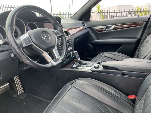 Used 2013 Mercedes-Benz C 250 Sedan image 17