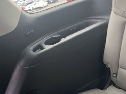 New 2025 Ford Expedition Active image 37