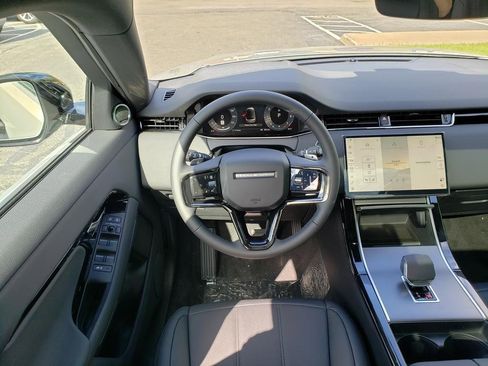 New 2026 Land Rover Range Rover Evoque S image 14
