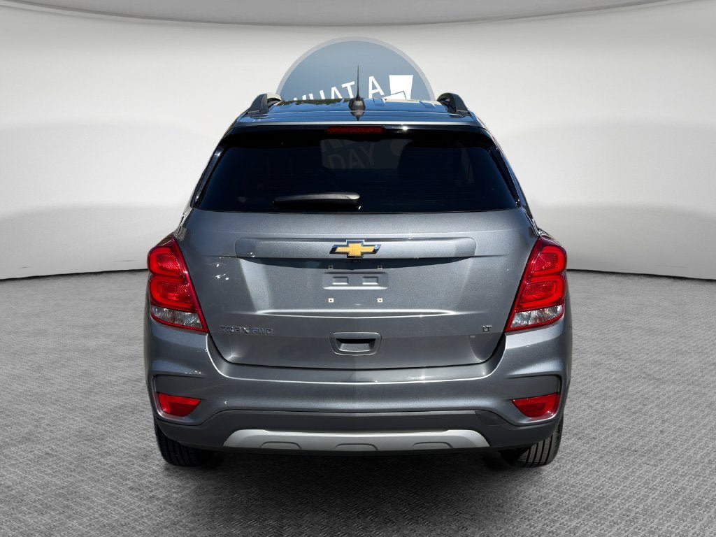 Used 2020 Chevrolet Trax LT w/ LT Convenience Package AWD/4WD image 5