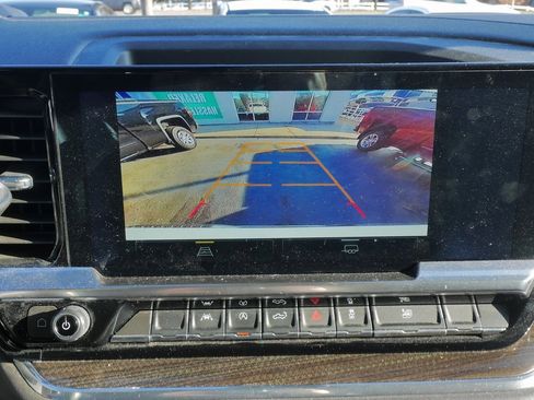 Used 2024 Chevrolet Silverado 1500 LT image 30