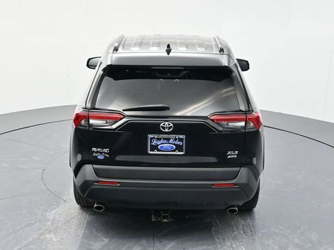Used 2020 Toyota RAV4 XLE image 41